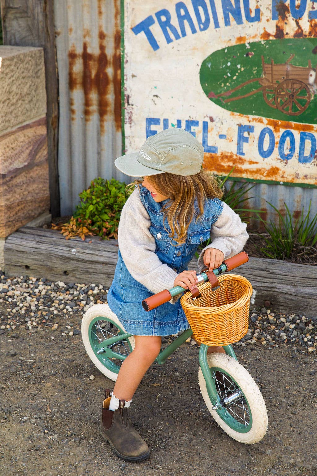 Banwood Laufrad First Go Vintage – Forest Grün